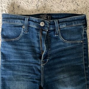 ABERCROMBIE & FITCH JEANS